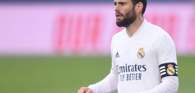 إشبيلية يستهدف ضم مدافع ريال مدريد