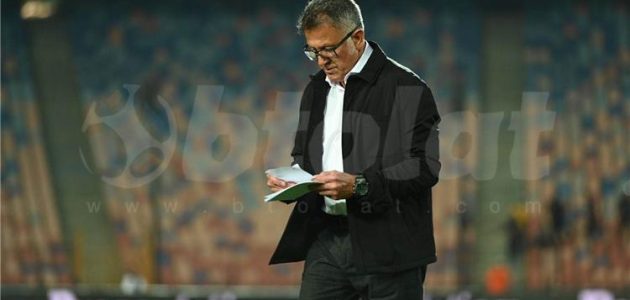 أيمن يونس: مشكلة الزمالك في أسلوب أوسوريو.. ومباراة المنستيري مفتاح التألق